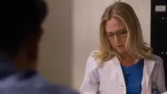 Крик (сериал) 2 сезон 9 серия